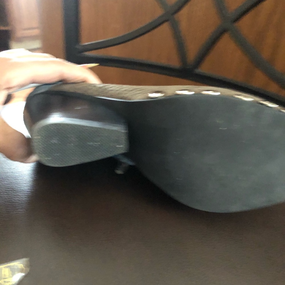Boots - Picture 3 of 3